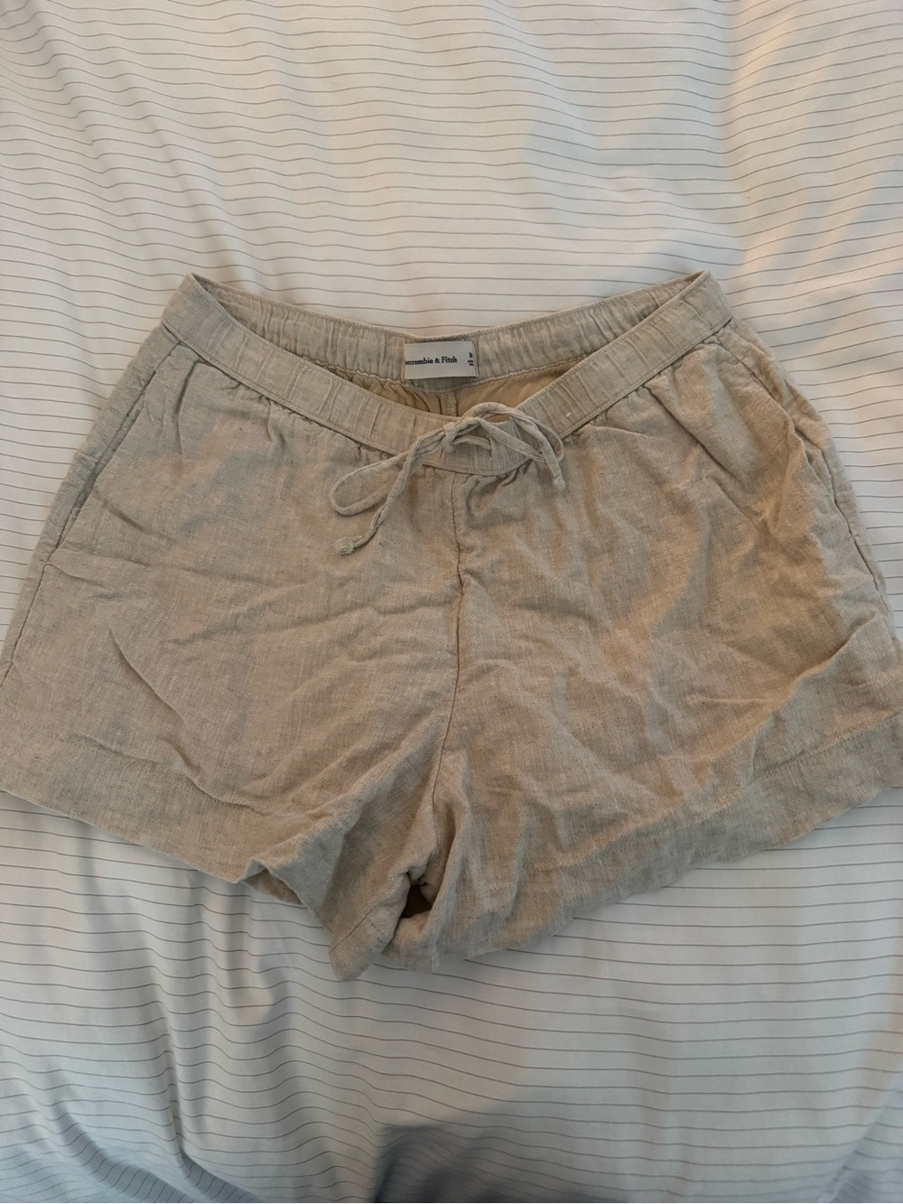 Abercrombie Mid Rise Linen-Blend Drawstring Women’s Shorts - Oatmeal
